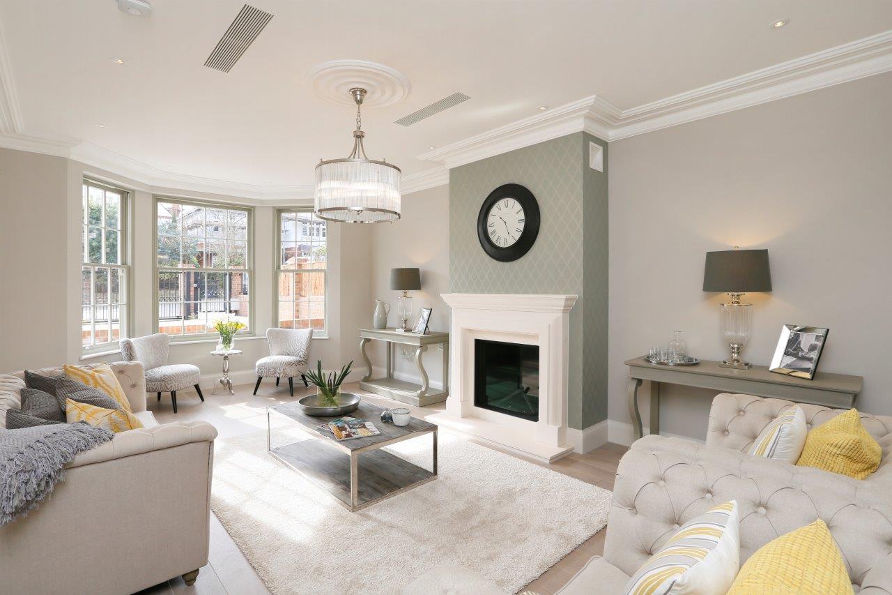 cream colour sash windows in a lounge