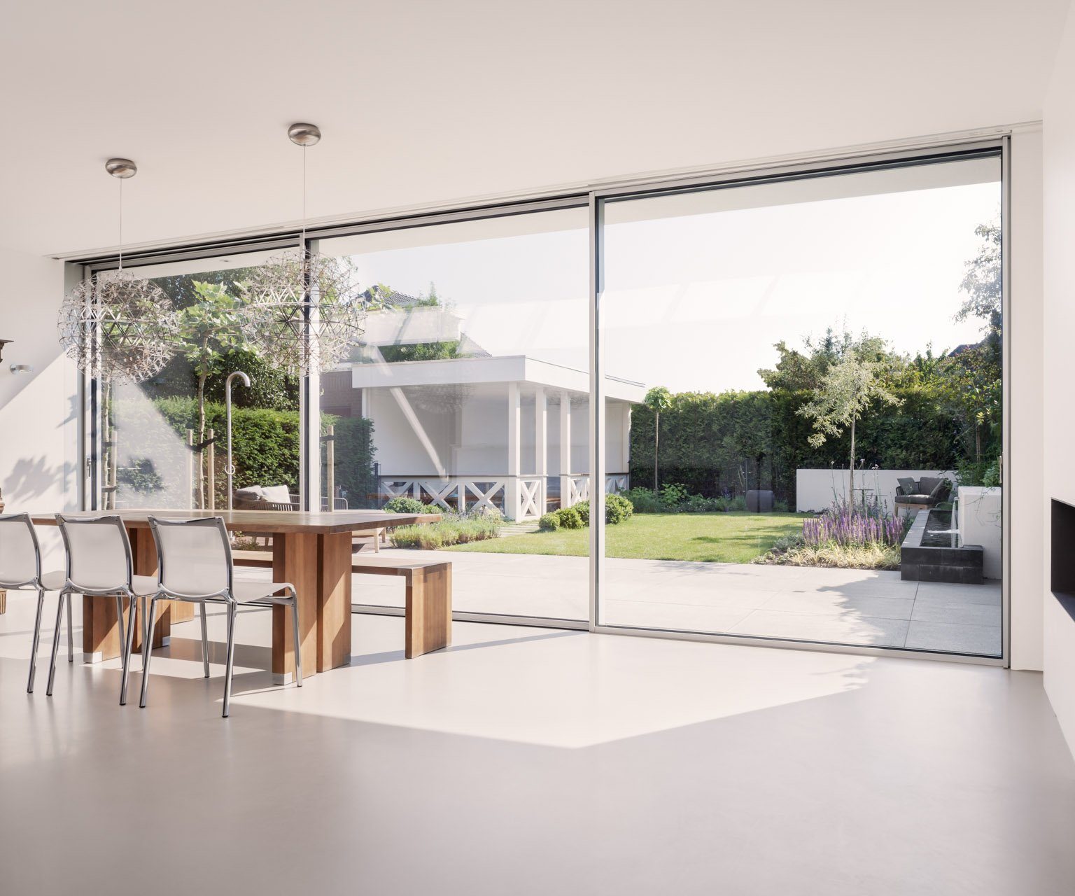 cero sliding metallic patio doors