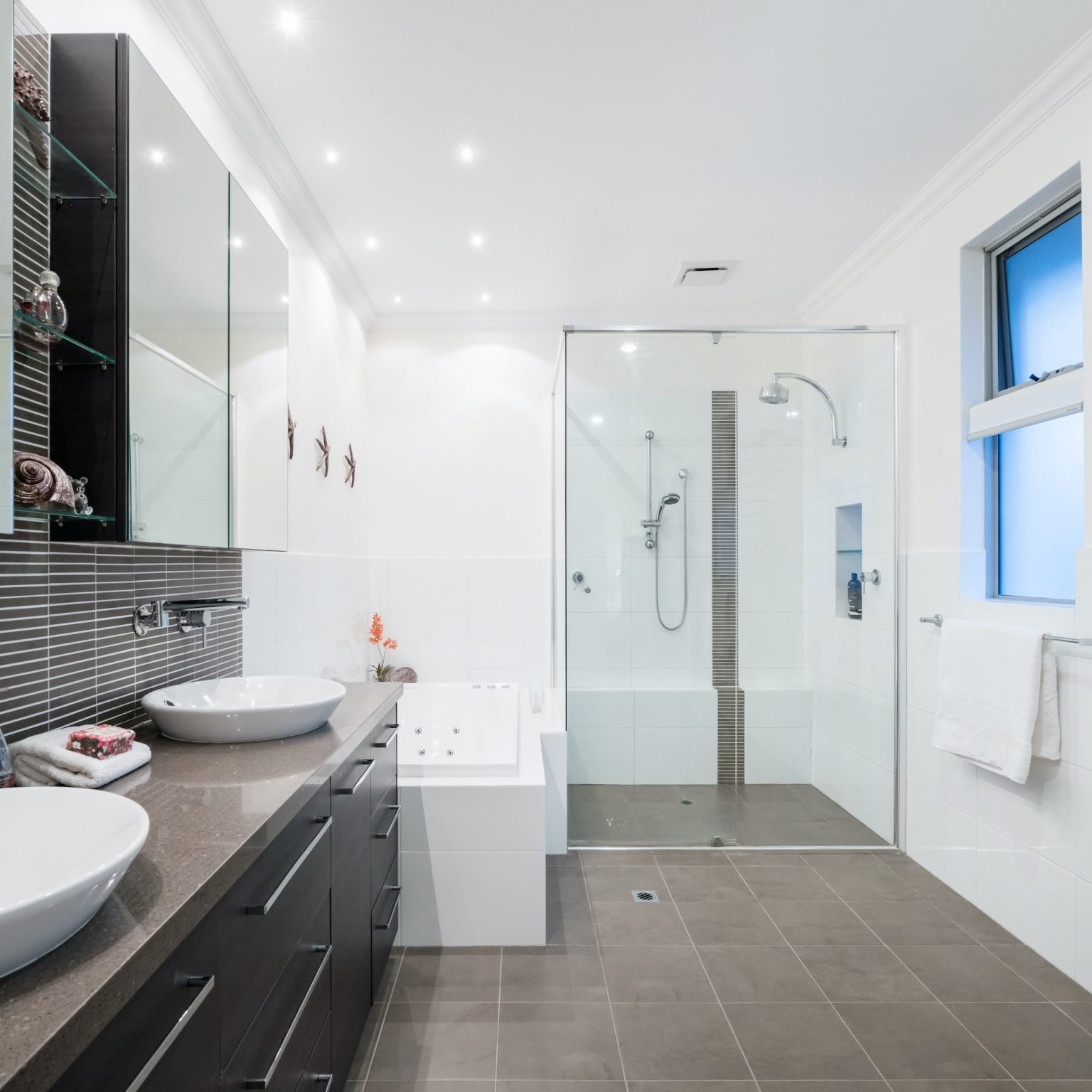 obscure privacy glass in a bathroom