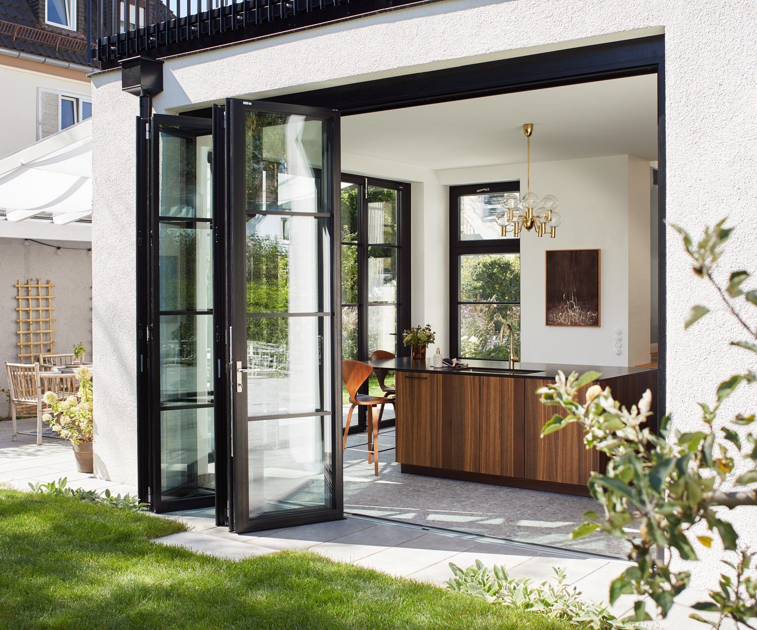 solarlux steel-look doors