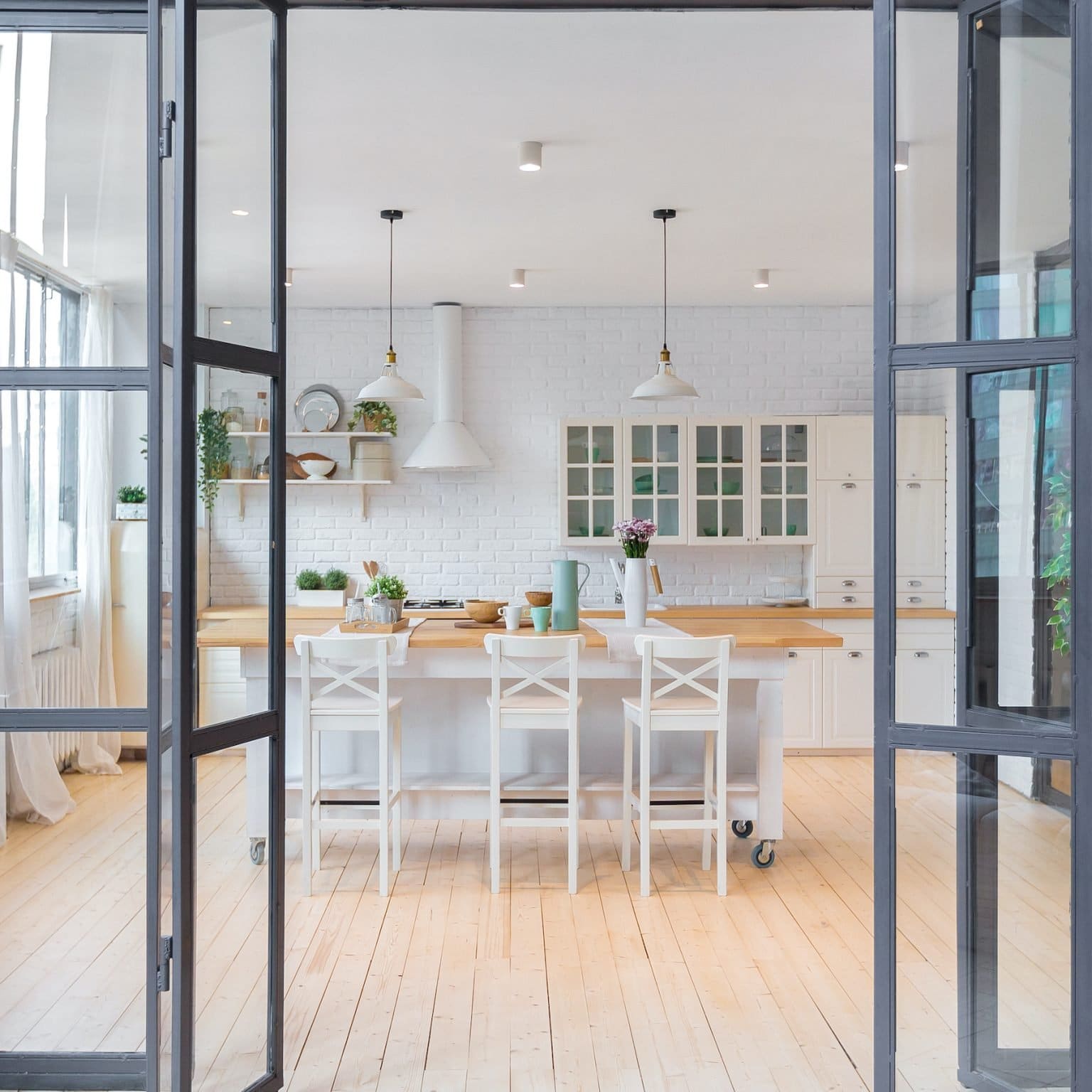 interior bifold doors in the steel look