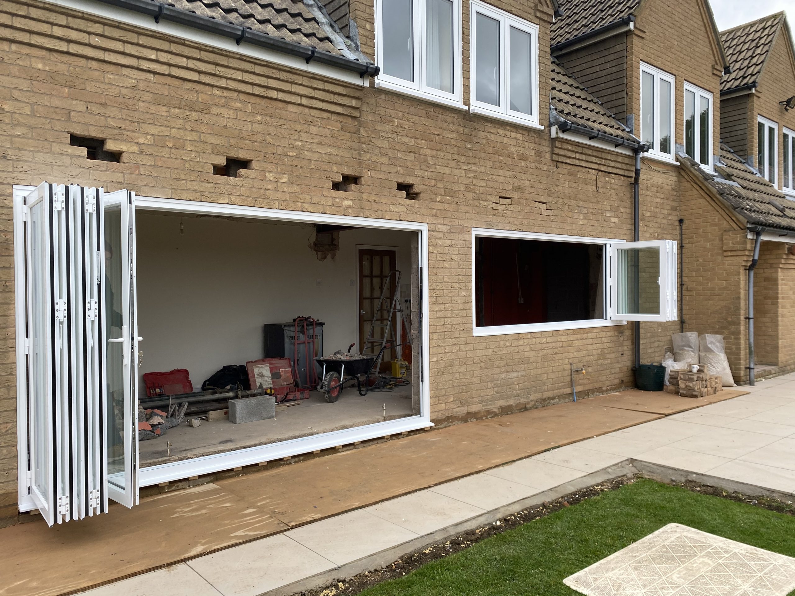 origin bifolding doors in leicestershire
