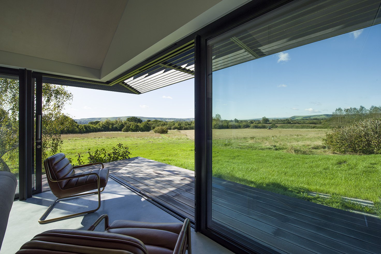 Sunflex SVG20 Sliding Door in country home