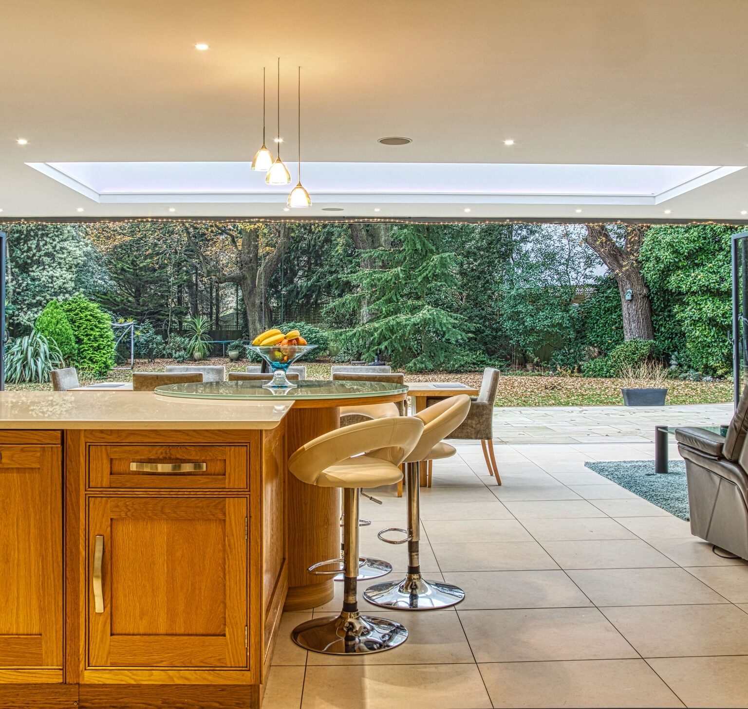 Sunflex 75eco bifold viewed from kitchen with wood worktop